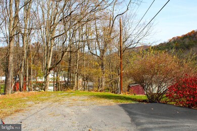 12114 Orabell Dr NE, Cumberland, MD 21502 - photo 2