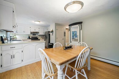 2 Karen Ln unit A, Londonderry, NH 03053 - photo 5