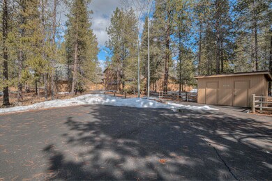 19 Cluster Cabin - 9