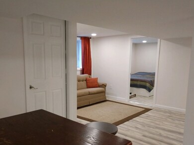 129 Spruce St unit B, Watertown, MA 02472 - photo 6