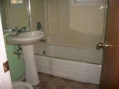 169 Sioux Ave, Carpentersville, IL 60110 - photo 7