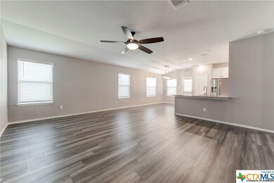 1816 Fall Creek Ct, Copperas Cove, TX 76522 - photo 3