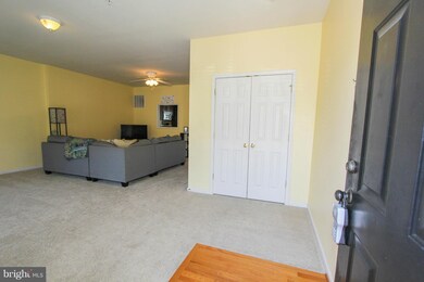 10326 Bridle Ct, Hagerstown, MD 21740 - photo 6