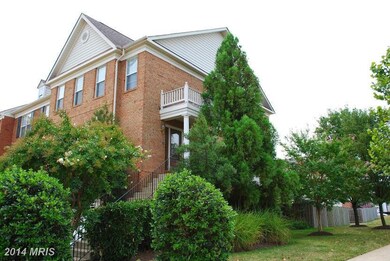 25489 Beresford Dr, Chantilly, VA 20152 - photo 3