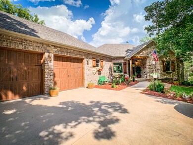 DD749658-1F4C-4E3C-BD47-EFA17C321B5D