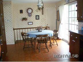 Large Breakfast Area