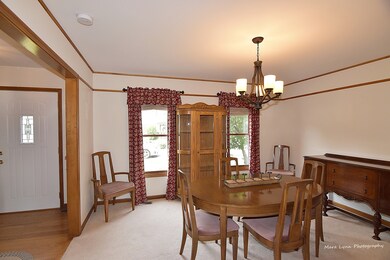 1059 Cardinal Ct, Batavia, IL 60510 - photo 2