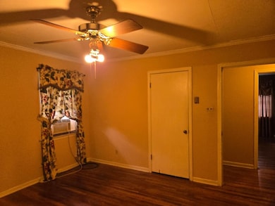 558 E Windsor Rd, Memphis, TN 38109 - photo 2