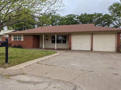 107 Oak Ridge Terrace, Weatherford, TX 76086 - photo 2