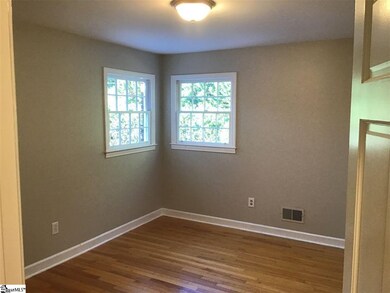 101 Seabury Dr, Greenville, SC 29615 - photo 4