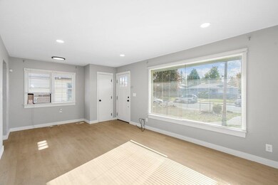 811 E Dalke Ave, Spokane, WA 99208 - photo 7