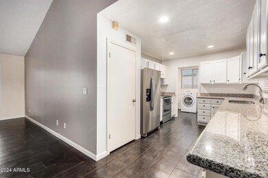 1447 E Todd Dr, Tempe, AZ 85283 - photo 6