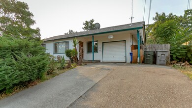 1104 3rd St, Redding, CA 96002 - photo 2