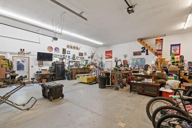 986 3rd St W N, Columbia Falls, MT