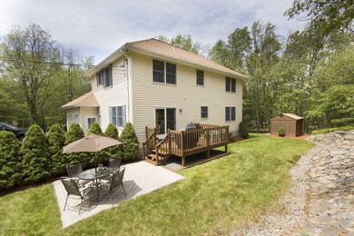 122 Gunstock Ln, Tafton, PA 18464 - photo 4