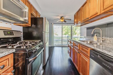 1888 Carnation Ct unit B, Aurora, IL 60506 - photo 6