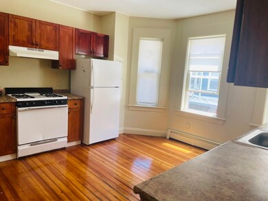 43 Dow St unit 1, Salem, MA 01970 - photo 4