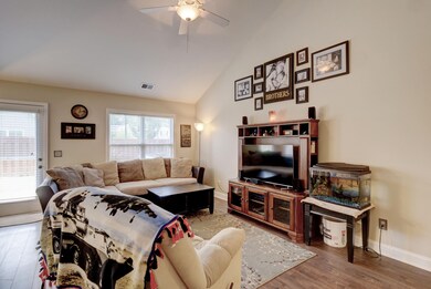 902 Kiwi Ln Wilmington NC-print-005-28-P