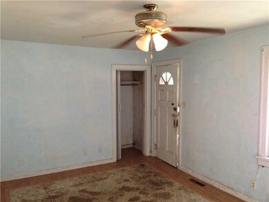 1523 W 7th St, Anderson, IN 46016 - photo 3