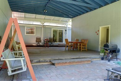 35588 Gentry St, Philomath, OR 97370 - photo 6