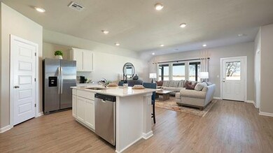 10212 NW 28th St, Yukon, OK 73099 - photo 4