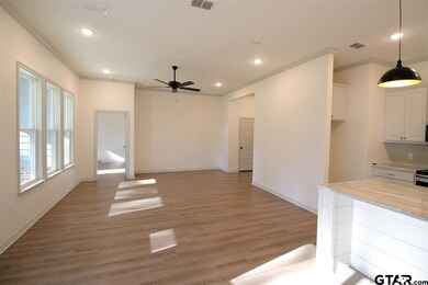 2921 2921 S Vine, Tyler, TX 75701 - photo 3