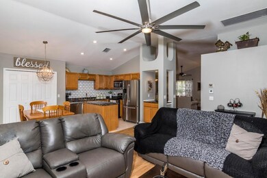 15158 Oak Chase Ct, Wellington, FL 33414 - photo 6