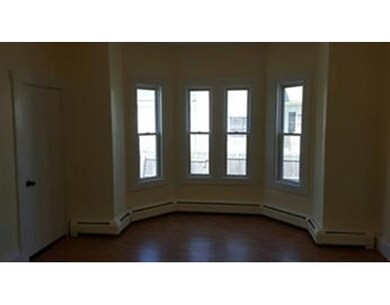 33 Union St unit 5, Taunton, MA 02780 - photo 4