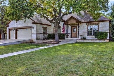 1202 Doe Run Hollow, Fredericksburg, TX 78624 - photo 3