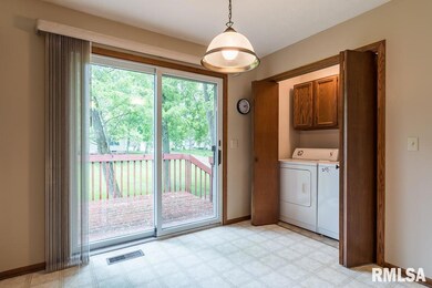 335 29th Ave unit 9D, Moline, IL 61265 - photo 6