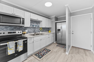 111 Kahului Beach Rd unit D309, Kahului, HI 96732 - photo 2