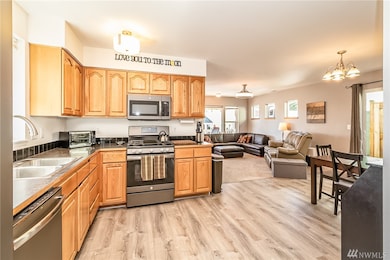 7802 Port Susan Place unit 21, Stanwood, WA 98292 - photo 5