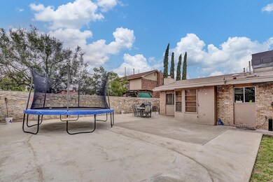11165 Tenaha Ave-32