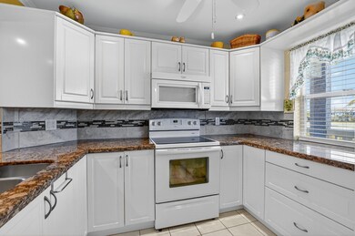 9880 Marina Blvd unit 1522, Boca Raton, FL 33428 - photo 2