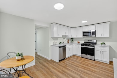 249 E Ettwein St, Bethlehem, PA 18018 - photo 6