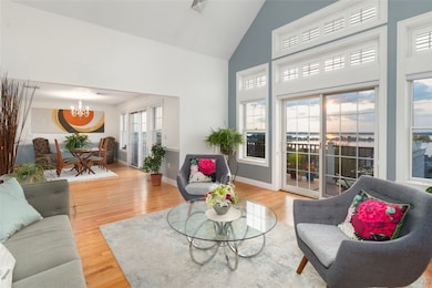 93 Topsail Dr, Tiverton, RI 02878 - photo 5