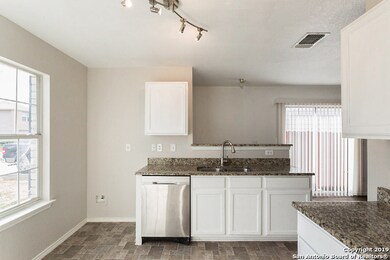 11231 Dublin Woods, San Antonio, TX 78254 - photo 3