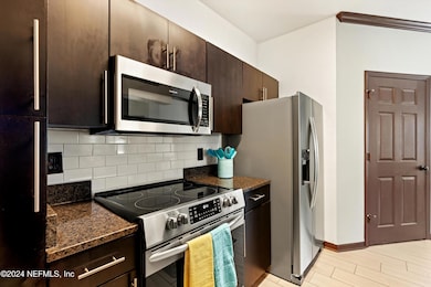 11-Kitchen
