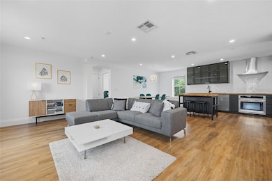 unlisted-address, Orlando, FL 32814 - photo 3