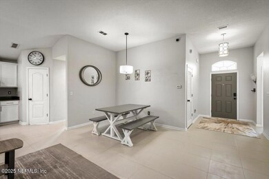 49_Gaelic_Way_Dining & Foyer