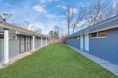 3655 Seabrook St unit 5, Houston, TX 77021 - photo 2