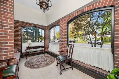 7575 Lake St unit 5C, River Forest, IL 60305 - photo 2