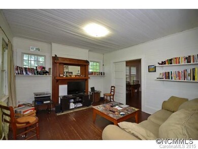 34 Little Bo Ln, Leicester, NC 28748 - photo 4