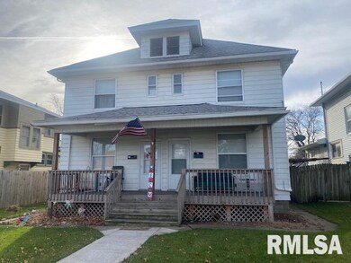1025 W Locust St, Davenport, IA 52804 - photo 2