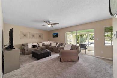 583 Fairways Cir unit B, Ocala, FL 34472 - photo 2