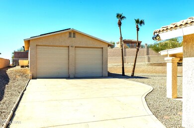 29'x39' Garage + 100' Driveway