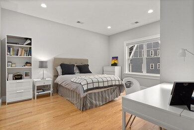 731 Beacon St unit 1, Newton Center, MA 02459 - photo 6