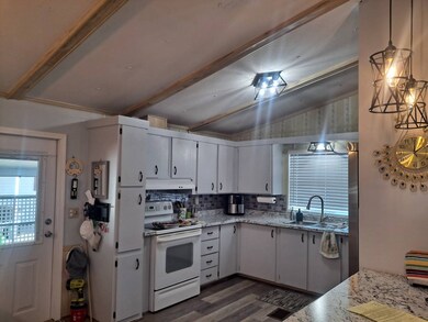 2552 NE Turner Ave unit 115, Arcadia, FL 34266 - photo 4