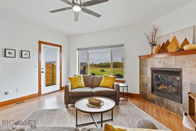 Access to back patio from living room