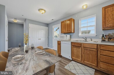 215 N Brown St, Fruitland, MD 21826 - photo 7